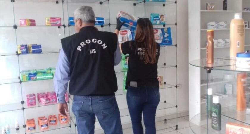 Dentre as irregularidades estavam produtos com divergência de preço.