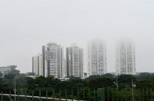 tempo frio névoa