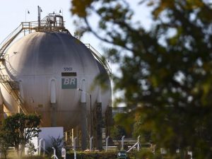 Com troca a cada 1 ano e meio, Petrobras chega ao seu 40º presidente em 68 anos de empresa