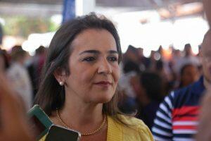 ação social prefeita adriane lopes