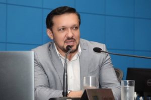 Deputado Lucas de Lima é autor de proposta parcialmente vetada pelo governador