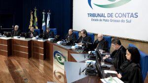 Conselheiros do TCE-MS durante sessão