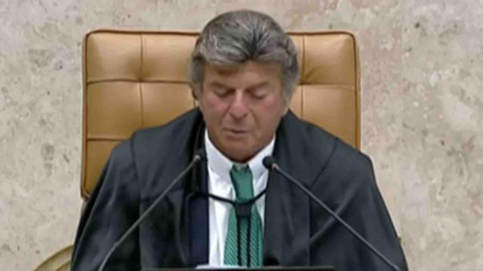 Julgamento de medidas cautelares a Bolsonaro termina nesta segunda-feira com voto de Fux