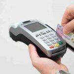 Vale-refeição era pago por meio de cartão