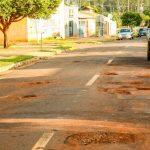 rua esburacada vila popular