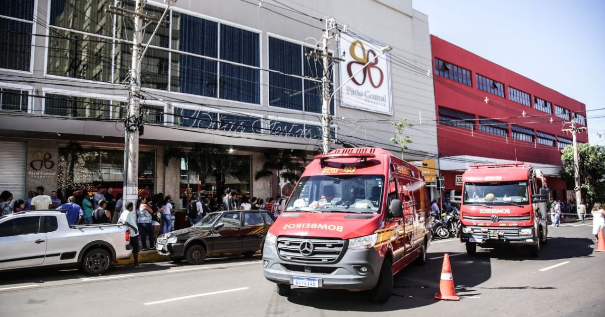 dentra incêncio pátio central