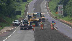 Obras na BR-163 emprego