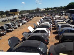 Detran-MS abre leilão de veículos apreendidos e sucatas em Campo Grande