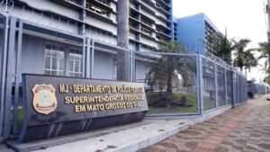 Suspeita de fraude no auxílio-reclusão foi levada à sede da PF para depor (Marcos Erminio, Jornal Midiamax, Arquivo)