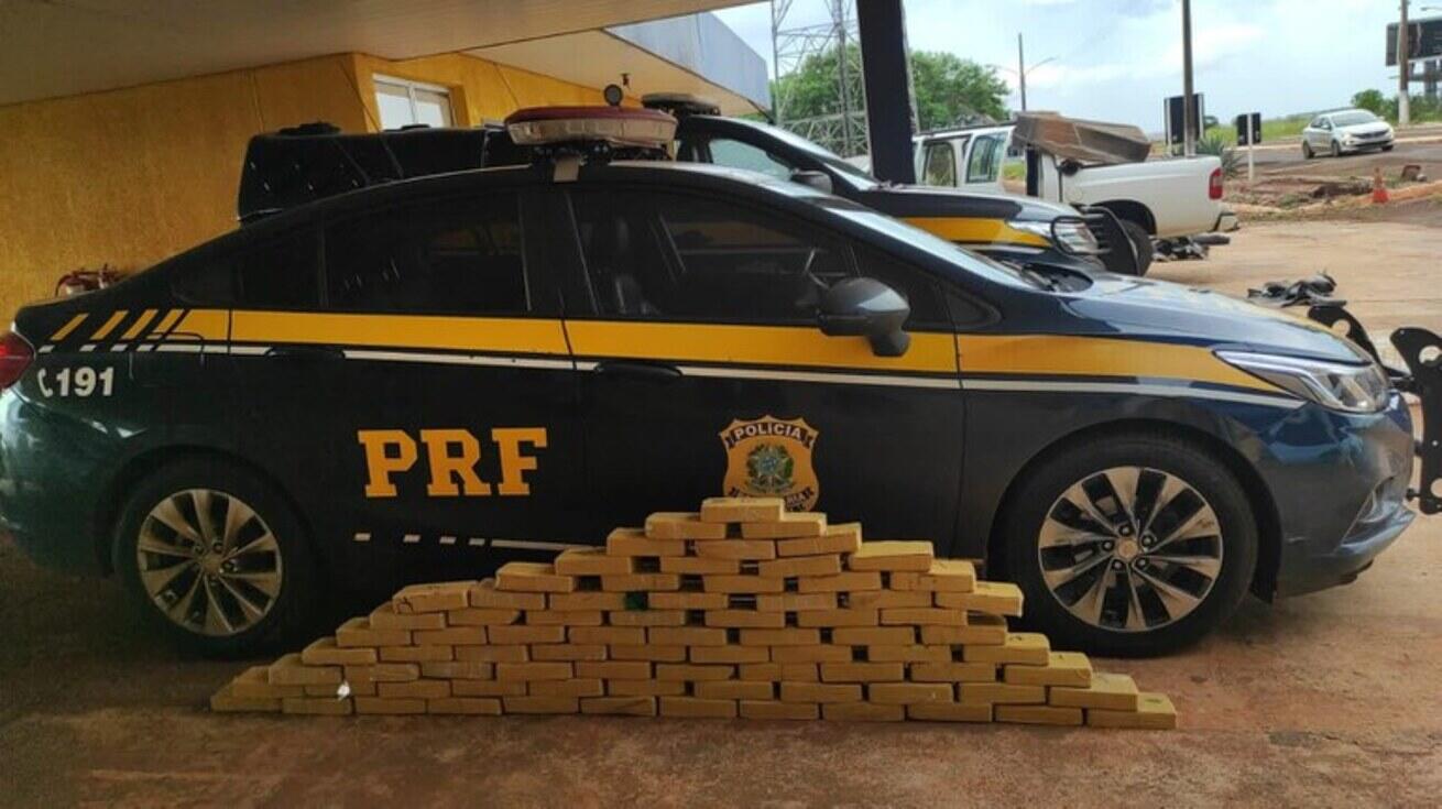 Motorista de S10 é preso com 82 kg de cocaína ao tentar fugir da PRF na BR-463