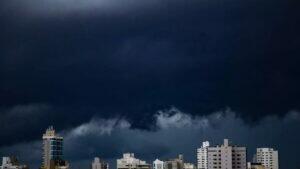 tempestade arquivo chuva