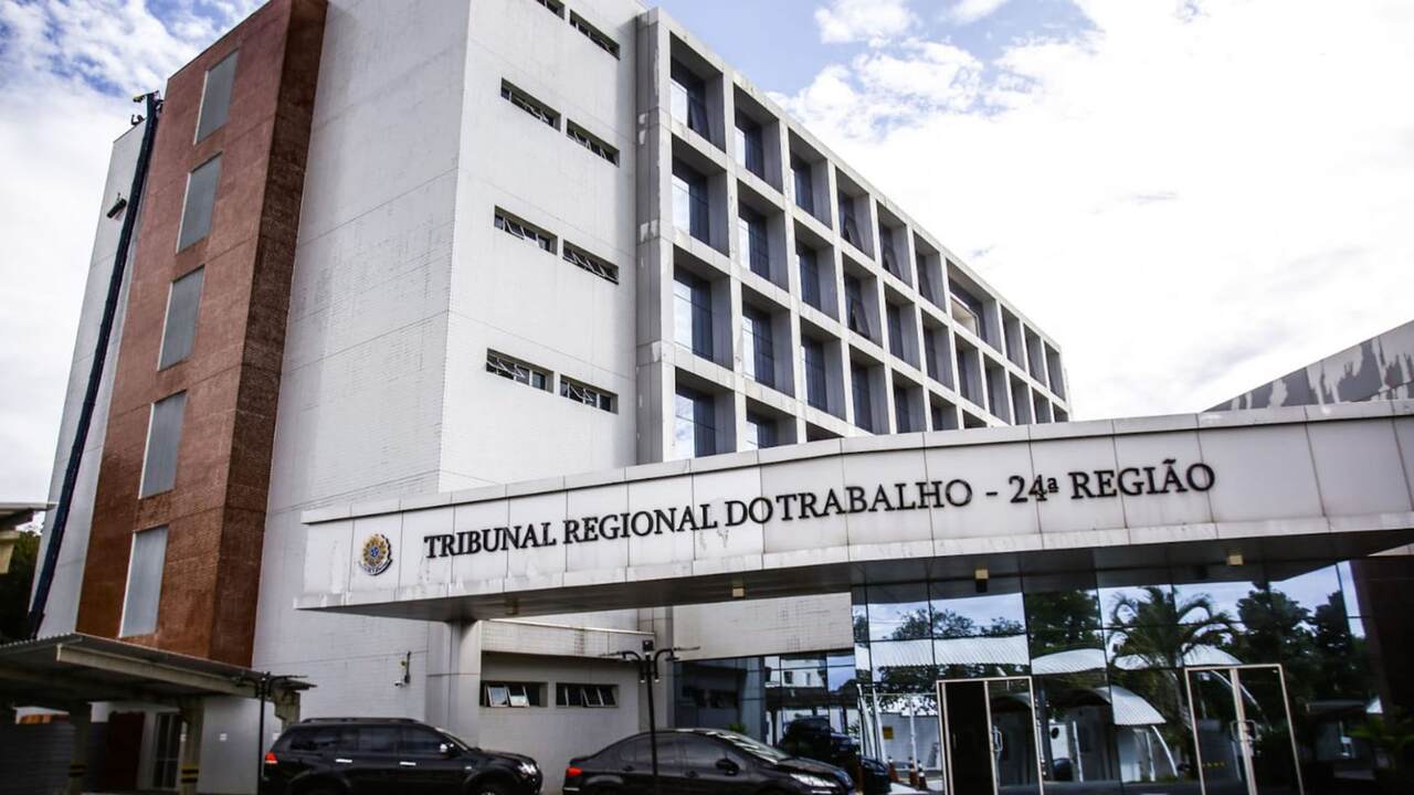 Ministra da Justiça do Trabalho faz acompanhamento e avaliação no TRT/MS