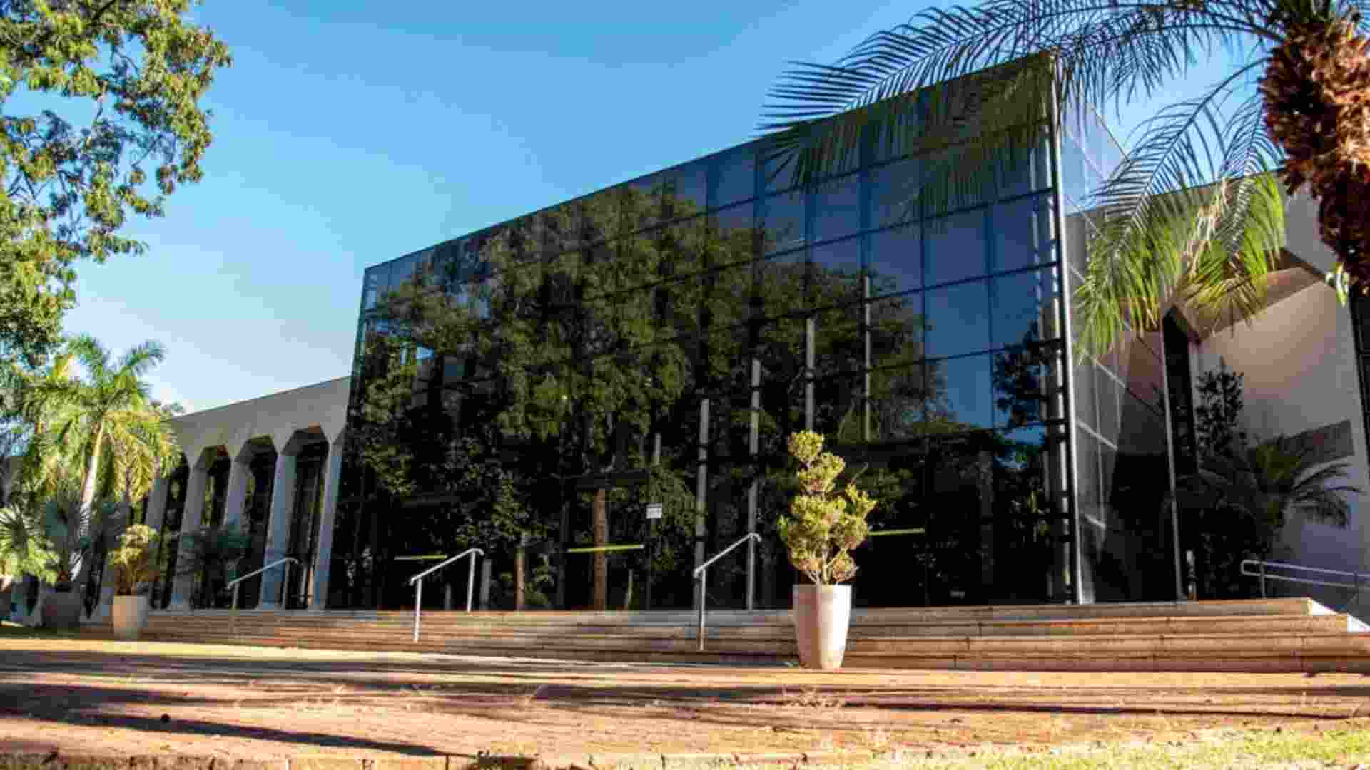 correção tce-ms