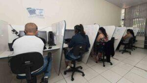 Operador de teleatendimento