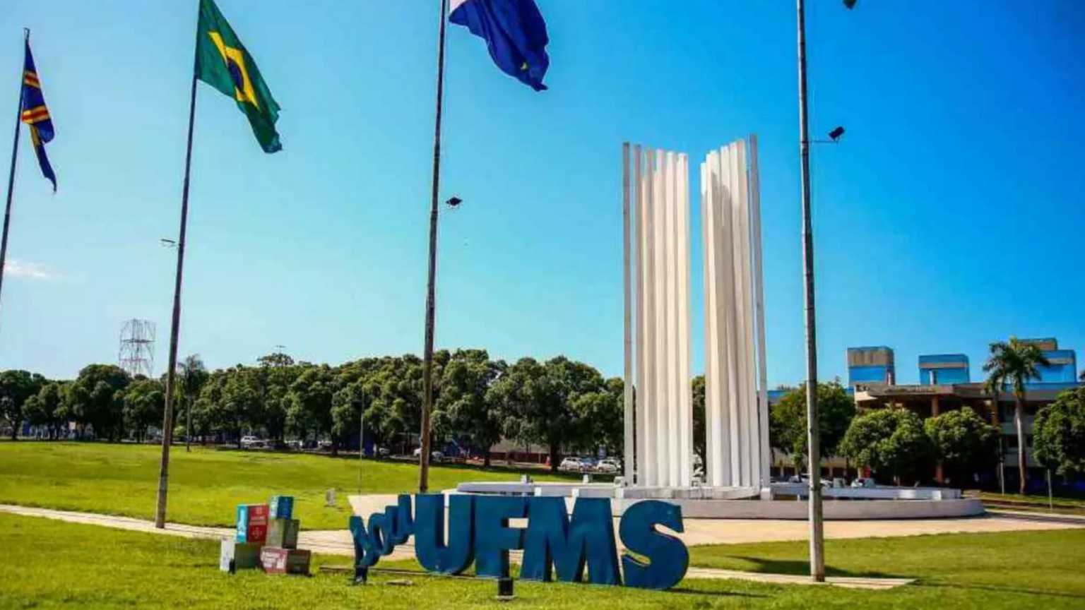 Concurso UFMS 2026: Edital Publicado! 44 Vagas e Salários Iniciais de até R$ 14,4 Mil