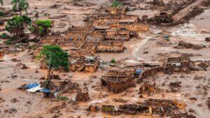 Área afetada pelo rompimento da barragem em Mariana - MG (Antonio Cruz/Agência Brasil)