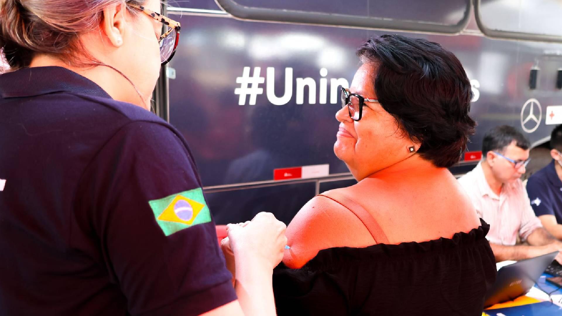 Vacinação contra a gripe