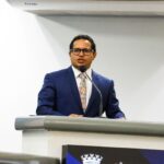 Após articulação às pressas, Câmara mantém presidência com Papy até 2028