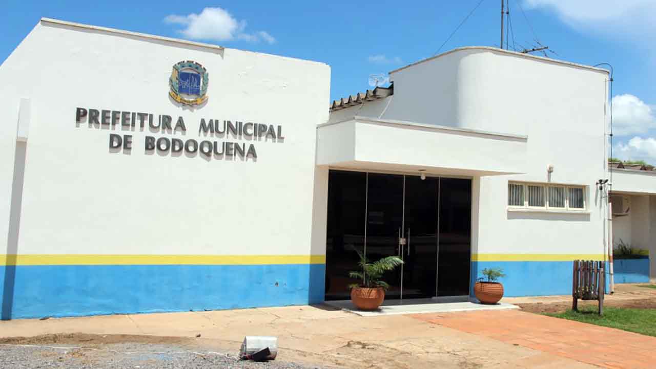 Sede da Prefeitura de Bodoquena, que decretou corte de gastos diante do 'tarifaço' de Trump. (PMB, Divulgação)