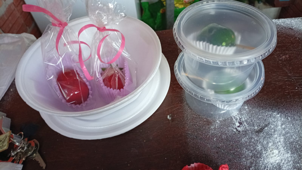 confeiteira cliente morango do amor