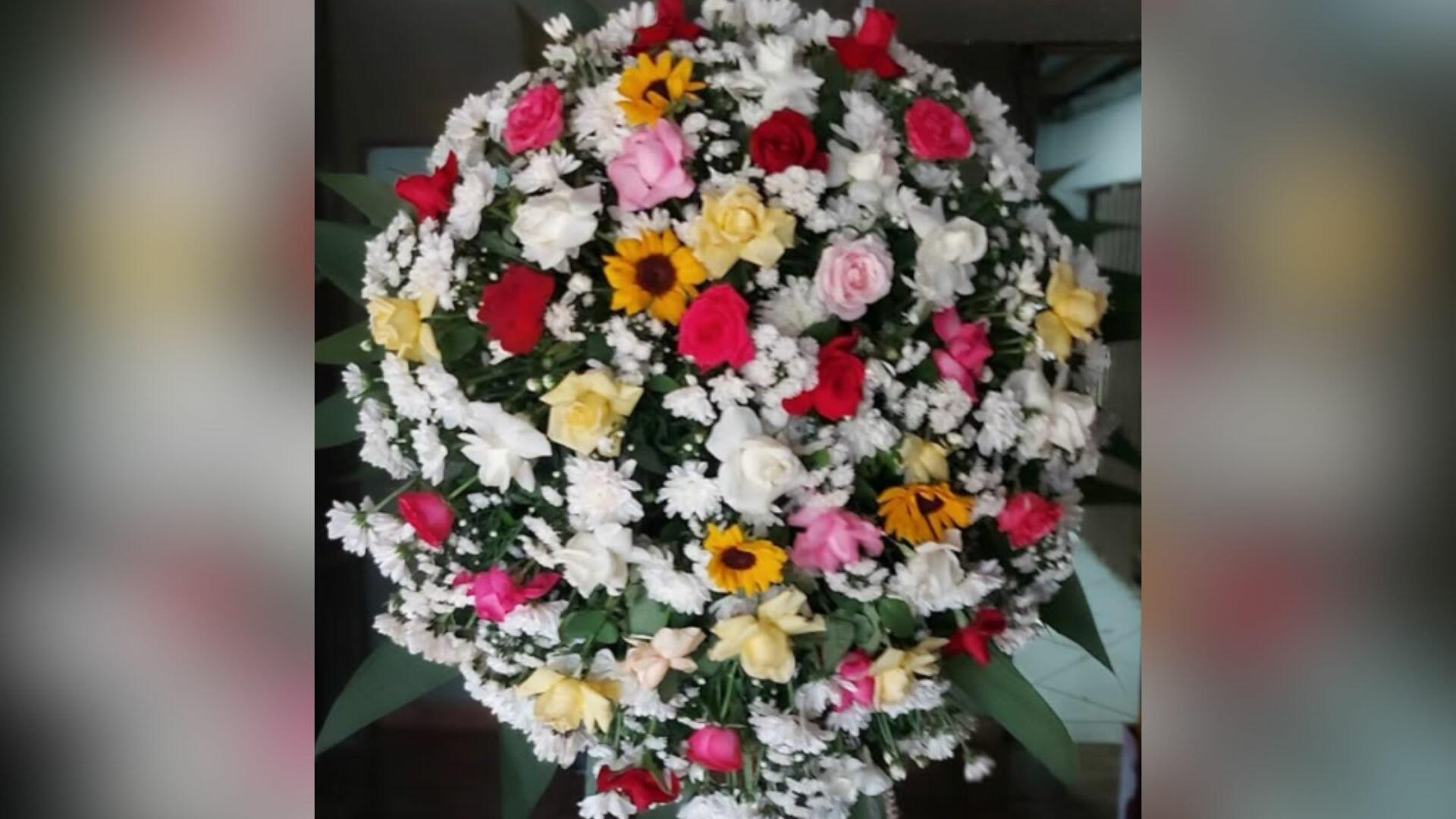 parcelar coroa de flores