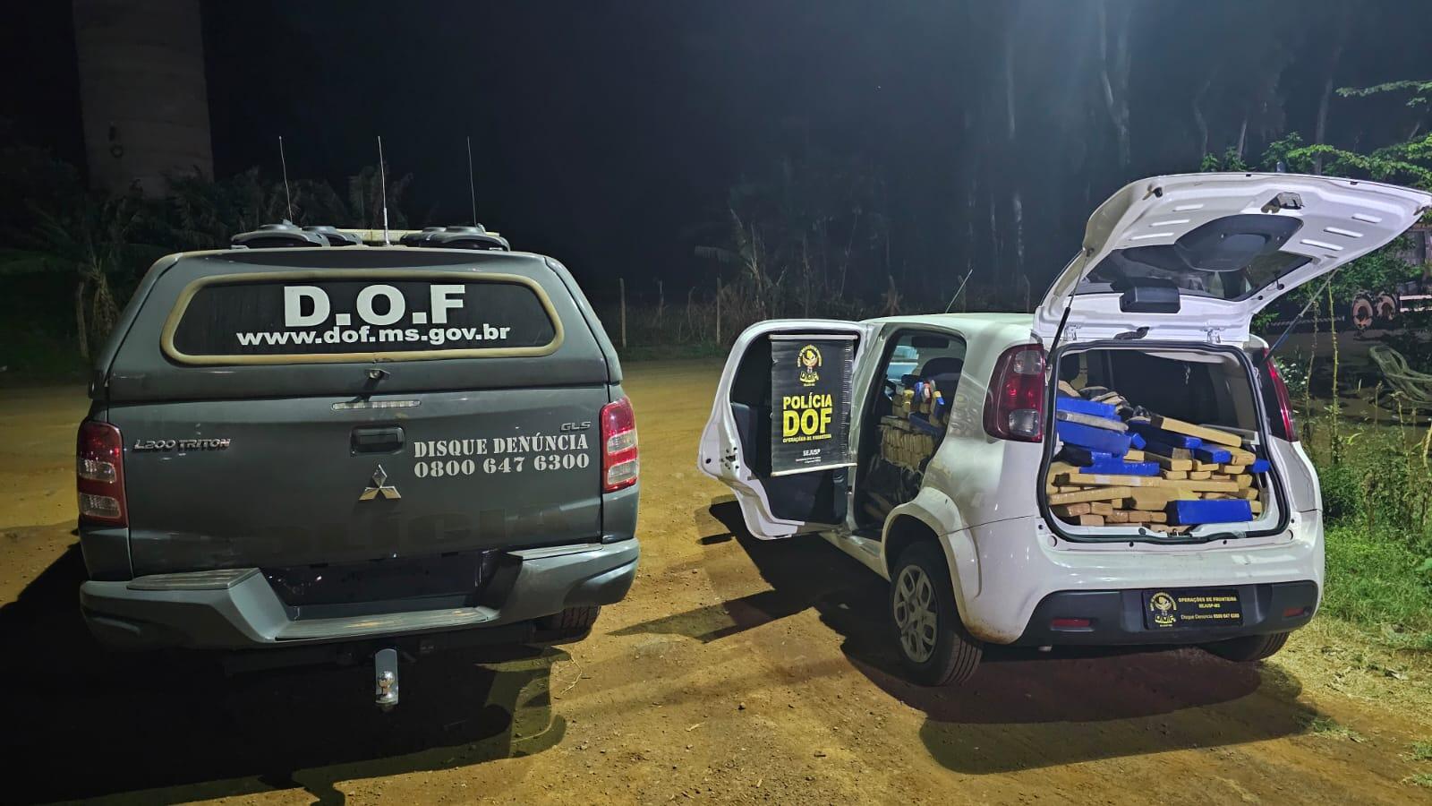 Carro apreendido com 528 kg de droga (Foto: Polícia Militar)