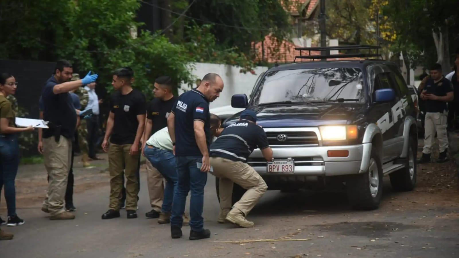 Polícia paraguaia investiga se autor do disparo que matou oficial do exército é adolescente