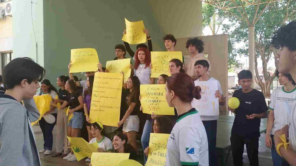 Protesto IFMS