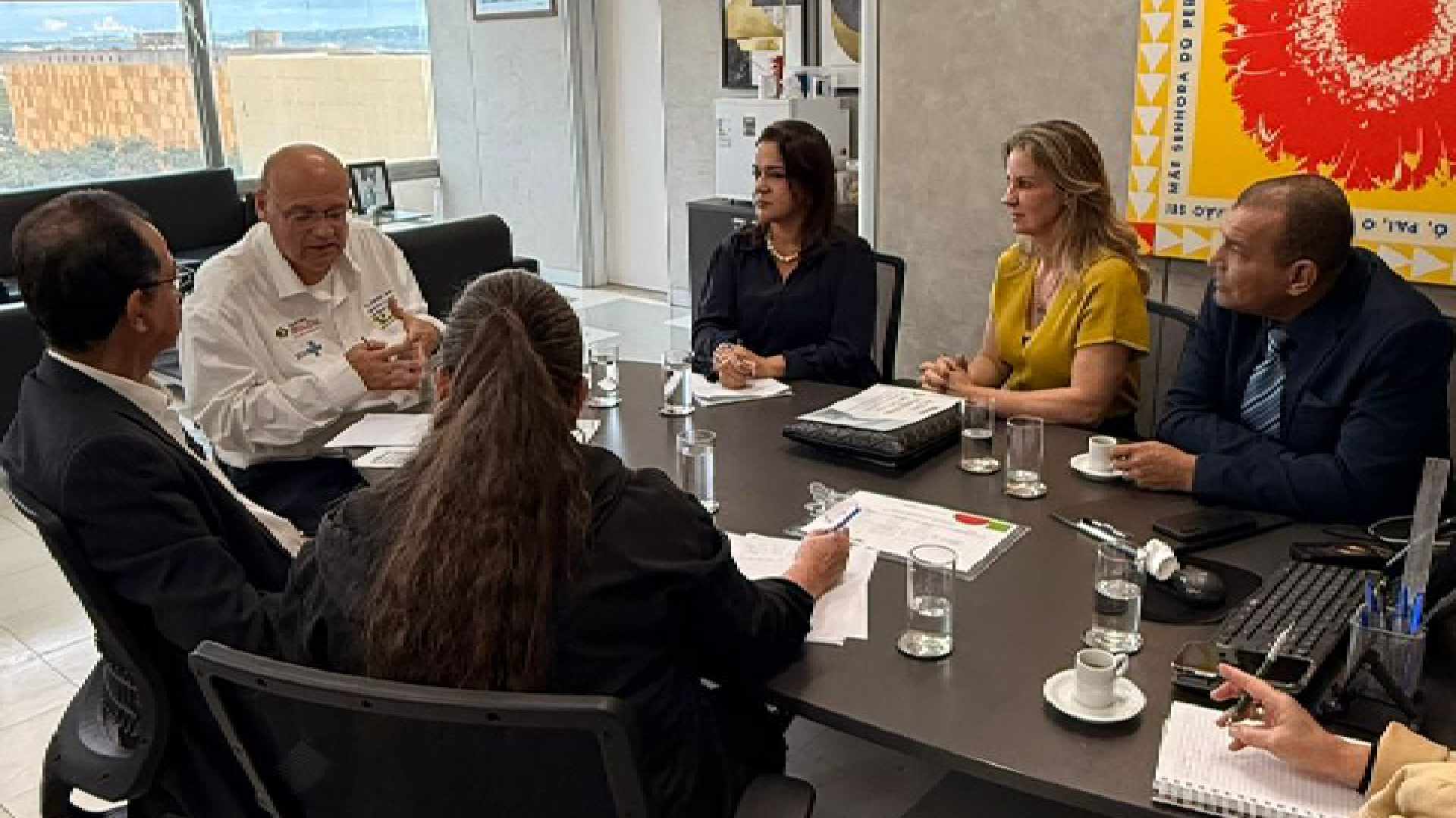 adriane governo