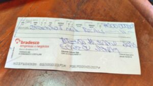 cheque comparsa prefeito