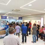 Famílias madrugam em fila no Centro de Campo Grande pelo sonho da casa própria