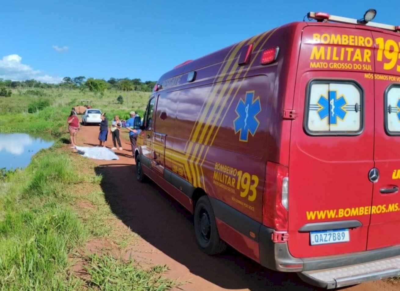 Atendimento do Corpo de Bombeiros em local de afogamento