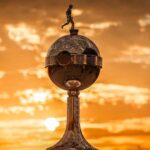 Palmeiras e Flamengo decidem Libertadores neste sábado