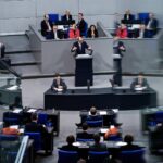 Parlamento da Alemanha aprova pacote de pensões após rebelião no partido de Merz