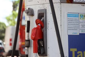 Preço da gasolina varia até R$ 0,33 enquanto etanol tem aumento em Campo Grande