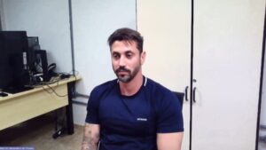 ‘Acontece’: policial do Garras preso por receber propina confessou desvio de mercadorias