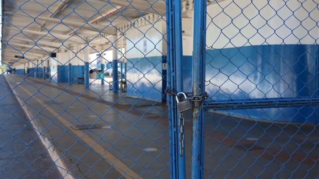 Terminais viram ponto de encontro para carona durante greve do Consórcio  Guaicurus