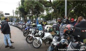 Governo cria grupo para debater direitos de entregadores por app