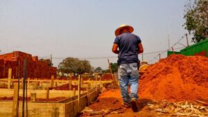 É possível ‘morrer de calor’? Especialistas avaliam impacto de altas temperaturas na rotina