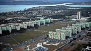 Projeto reestrutura serviço público federal com gastos de R$ 4,2 bilhões em 2026