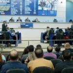 Câmara deixa para semana que vem análise de veto sobre projeto que altera taxa do lixo