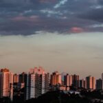 Sexta-feira será de calorão com baixa umidade relativa do ar em MS