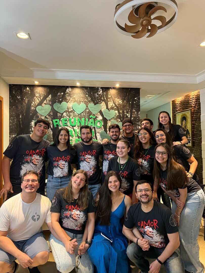 Carnaval é ‘chance de conectar-se à fé’ para jovens de MS que trocaram folia por retiro Carnaval é ‘chance de conectar-se à fé’ para jovens de MS que trocaram folia por retiro