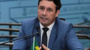 salineiro emenda internação