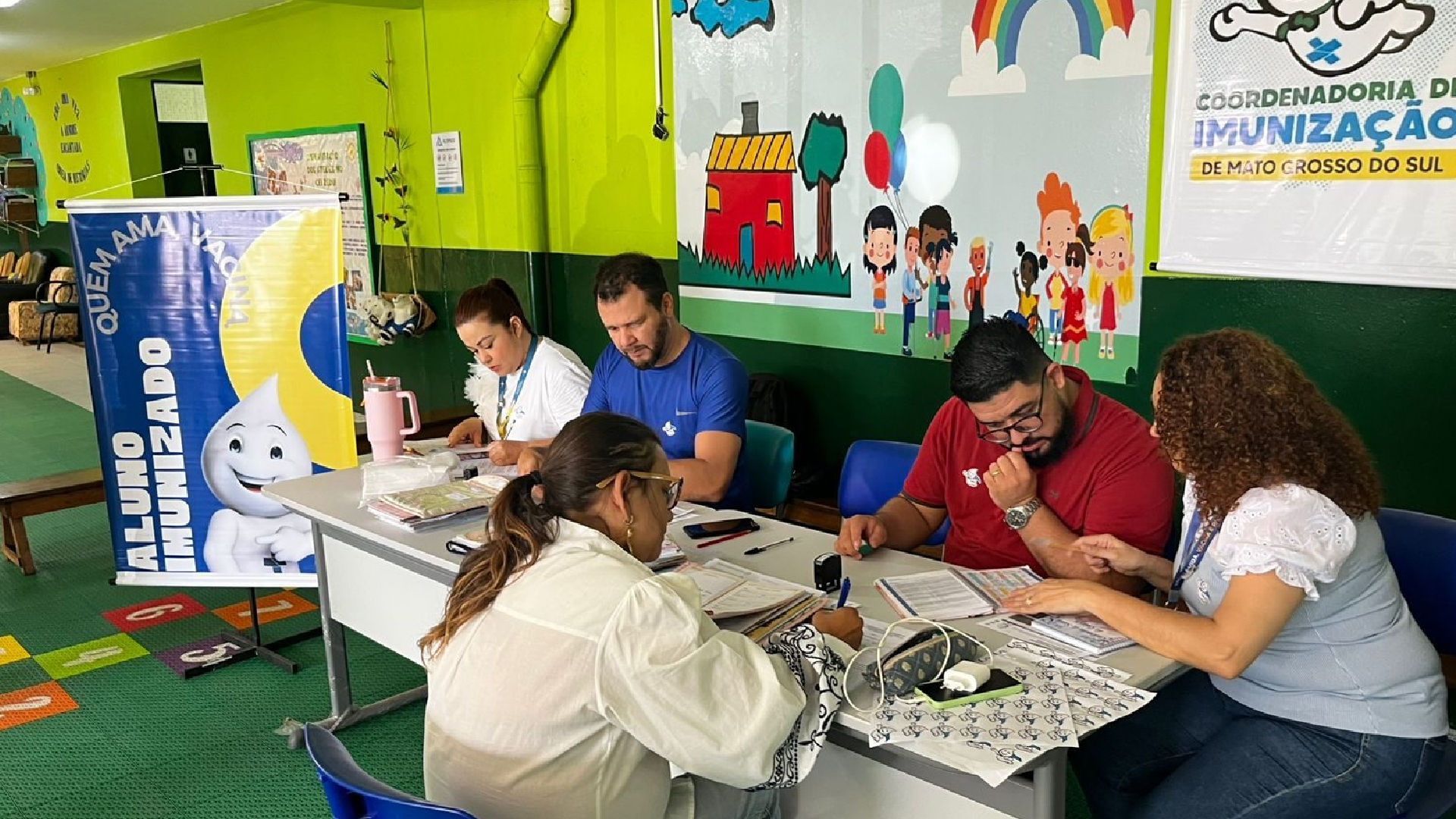 Vacinação em escolas contra HPV