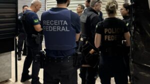 Policiais recrutados para contrabando são presos em Campo Grande