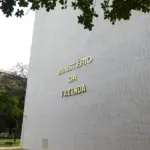 Reforma tributária: governo regulamenta cobrança da CBS e do IBS