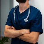 médico denuncia filha de paciente