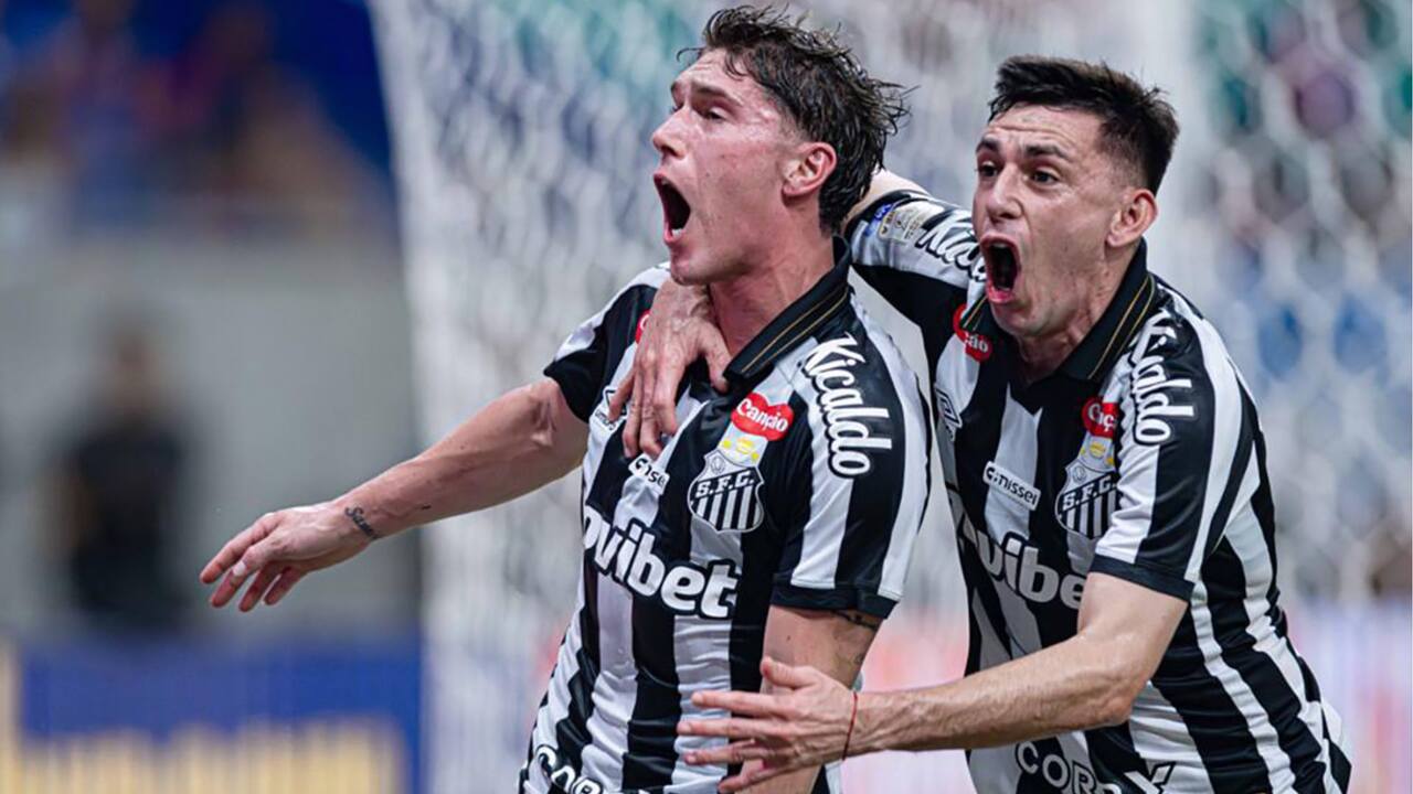 Imagem ilustrativa sobre Neymar e Gabigol somem em campo, e Santos só empata com Remo: 'Perderam os poderes'!