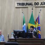 No tribunal, vítima mostra marcas de esfaqueamento em Campo Grande